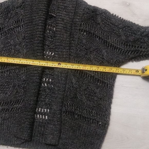 Express wool alpaca blend gray open cardigan - Picture 9 of 11